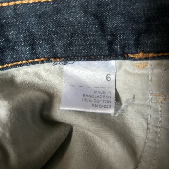 Mini Jean skirt - Picture 3 of 6